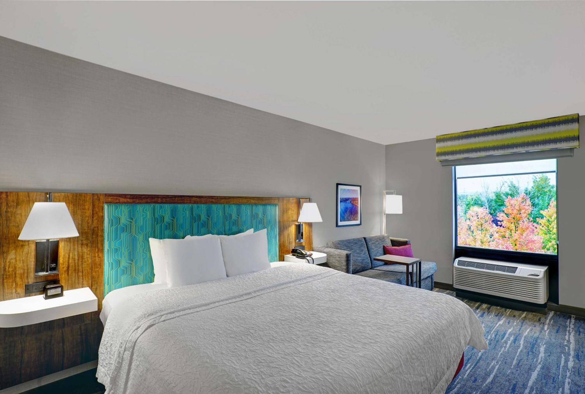 Hampton Inn Utica Buitenkant foto