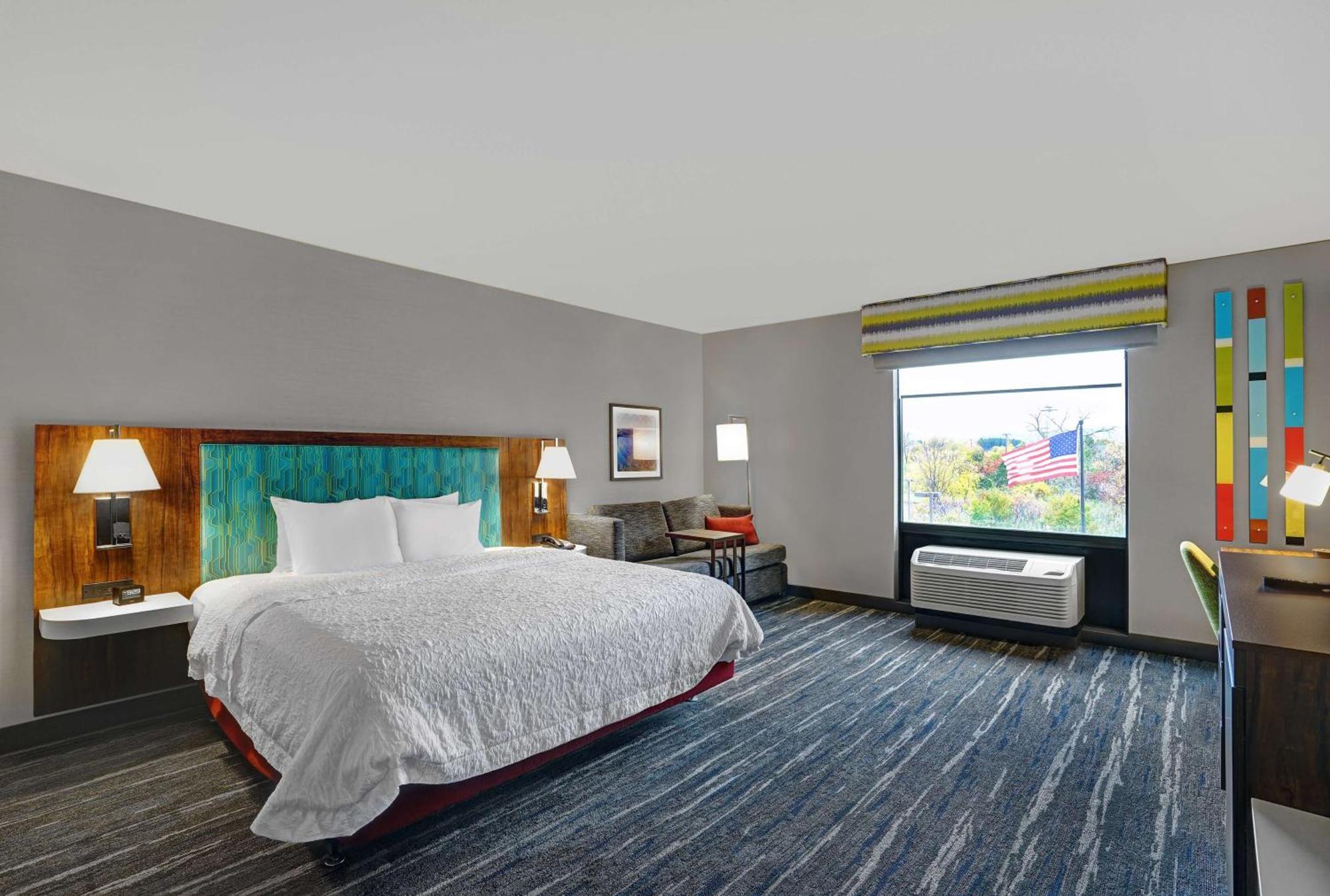 Hampton Inn Utica Buitenkant foto